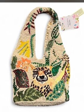 Made in India Handmade beaded bag with a leopard jungle design
